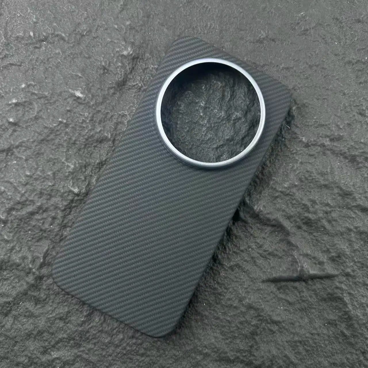 505748497-3